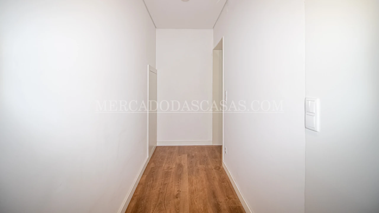 Apartamento para Venda em Anta e Guetim Foto 8