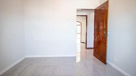 Apartamento T3 para Venda em Paços de Brandão