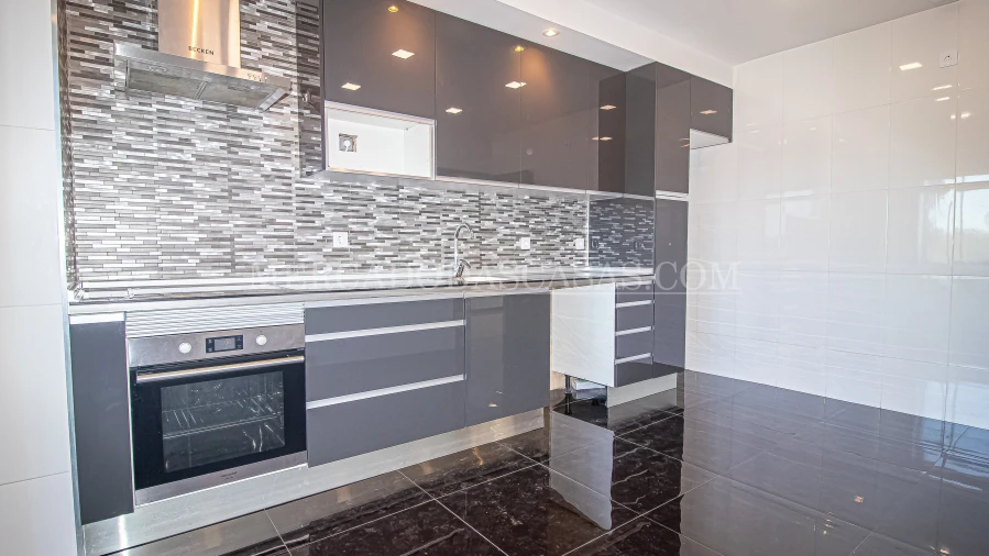 Apartamento T3 para Venda em Paços de Brandão Foto 8
