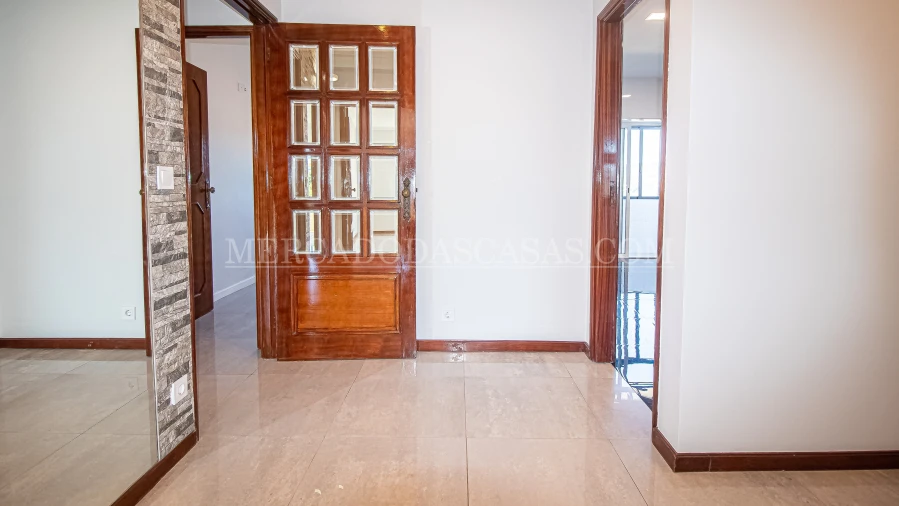 Apartamento T3 para Venda em Paços de Brandão Foto 6