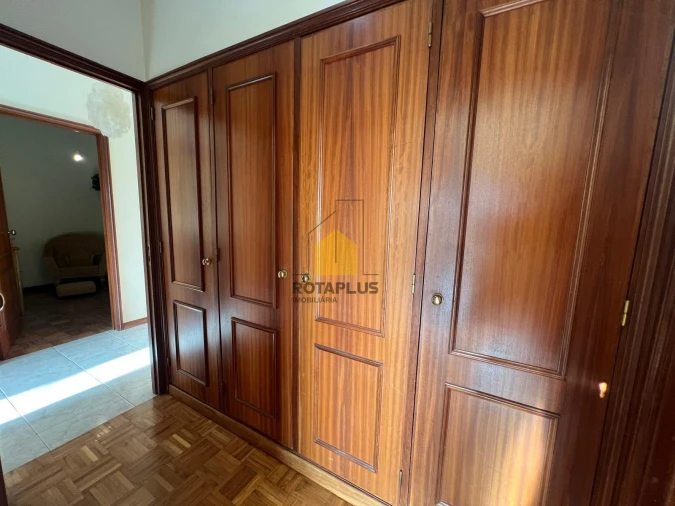 Apartamento T1 para Venda em Mafamude e Vilar do Paraíso Foto 20
