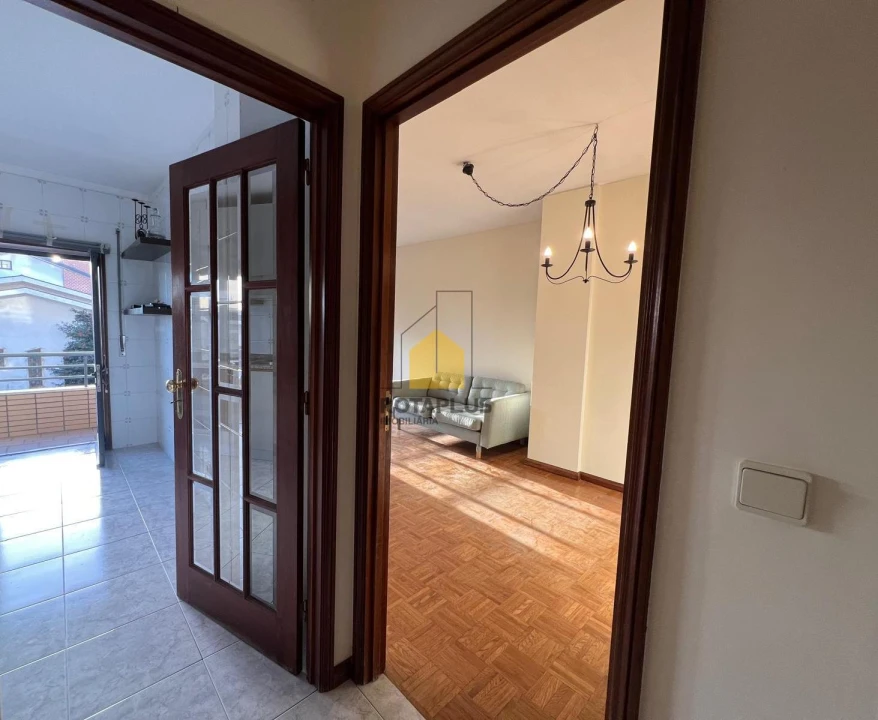 Apartamento T1 para Venda em Mafamude e Vilar do Paraíso Foto 10