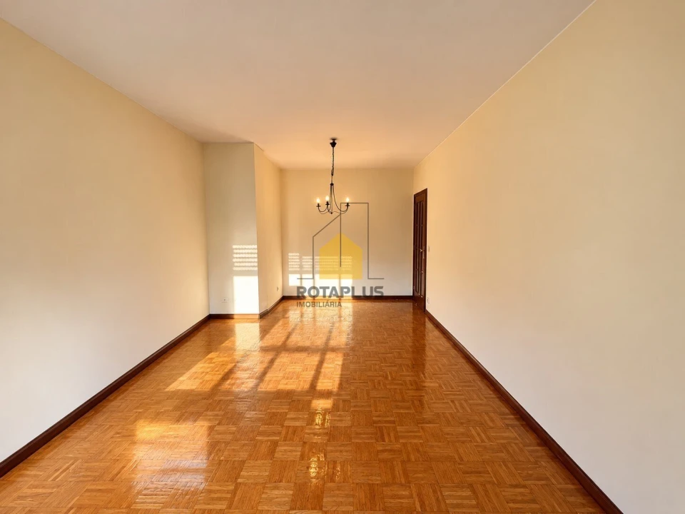 Apartamento T1 para Venda em Mafamude e Vilar do Paraíso Foto 9