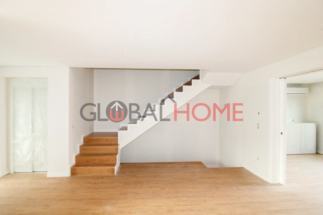 Moradia T3 para Venda em Pedrouços Foto 13