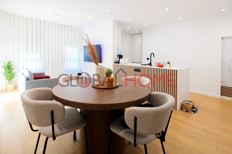 Apartamento T2 para Venda em Ermesinde Foto 2