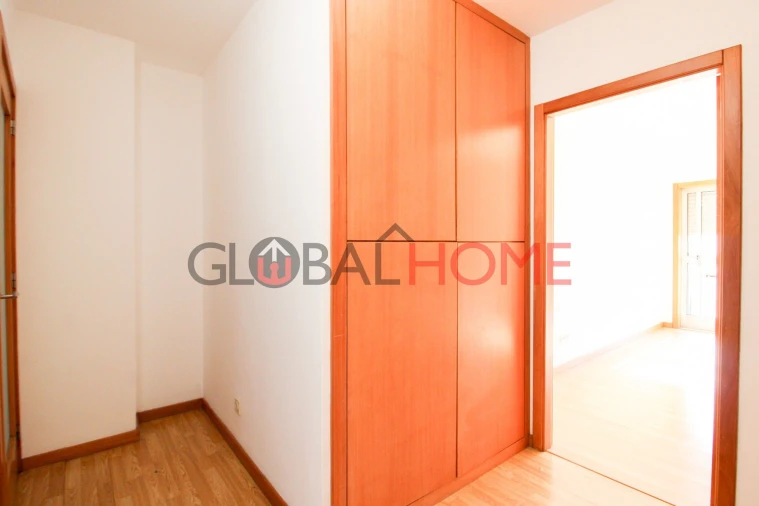 Apartamento T3 para Venda em Fânzeres e São Pedro da Cova Foto 20