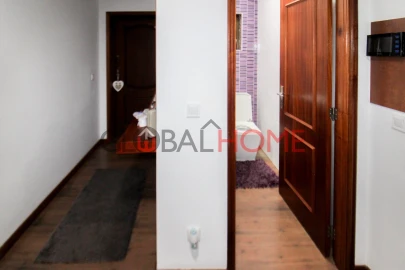 Moradia T4 para Venda em Alfena