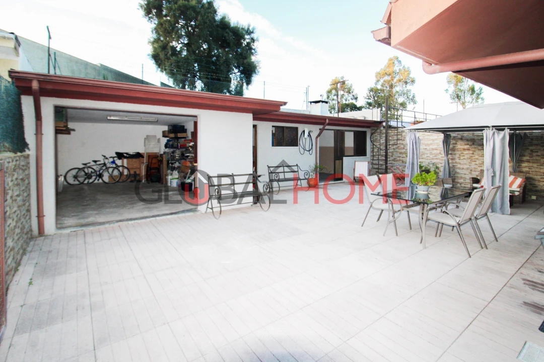 Moradia T4 para Venda em Alfena Foto 4