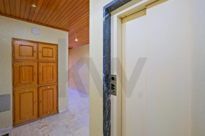 Apartamento T3 para Venda em São Domingos de Rana