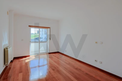 Apartamento T3 para Venda em São Domingos de Rana