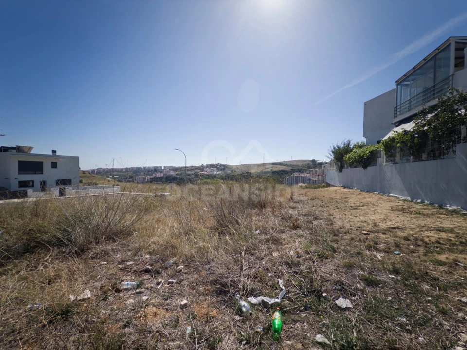 Terreno para Venda em Agualva e Mira-Sintra Foto 3