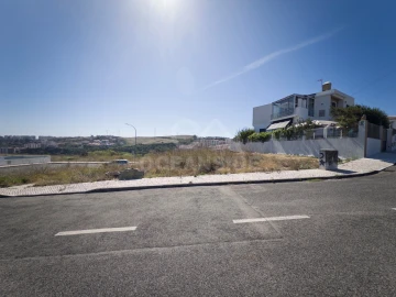 Terreno para Venda em Agualva e Mira-Sintra