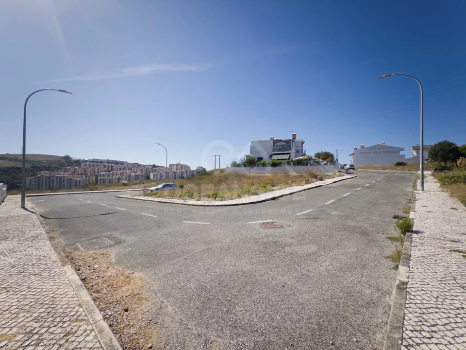 Terreno para Venda em Agualva e Mira-Sintra Foto 8