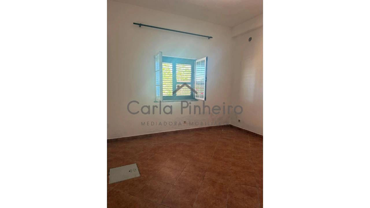 Moradia T6 para Venda em São Domingos e Vale de Água Foto 7
