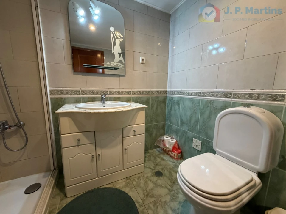 Apartamento T2 para Venda em Charneca de Caparica e Sobreda Foto 18