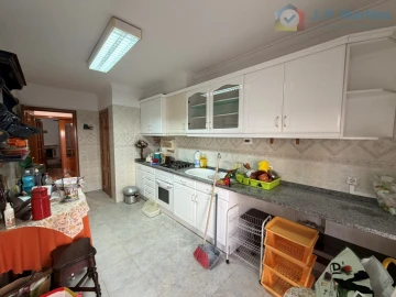 Apartamento T2 para Venda em Charneca de Caparica e Sobreda
