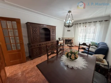 Apartamento T2 para Venda em Charneca de Caparica e Sobreda