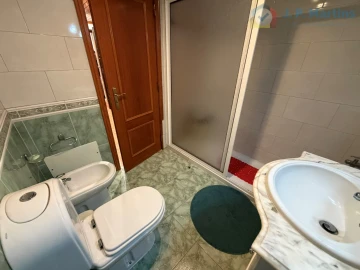 Apartamento T2 para Venda em Charneca de Caparica e Sobreda