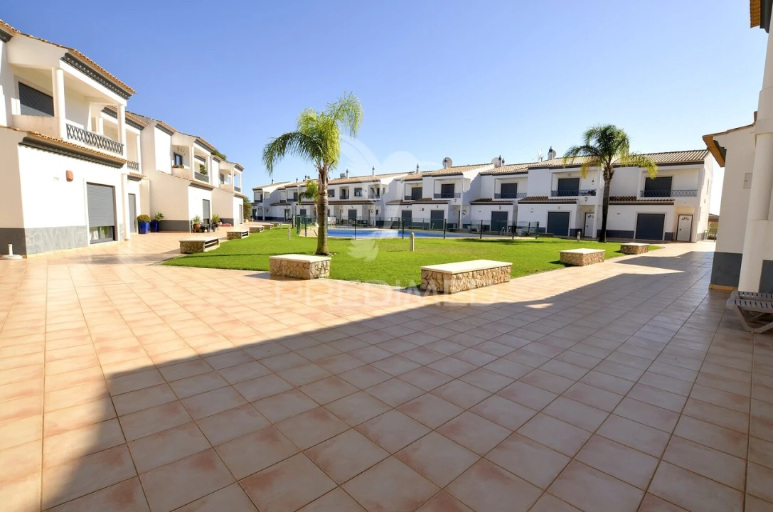 Moradia T3 para Venda em Albufeira e Olhos de Água Foto 5