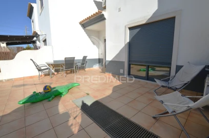 Moradia T3 para Venda em Albufeira e Olhos de Água