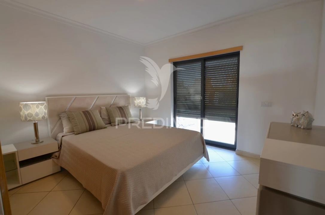 Moradia T3 para Venda em Albufeira e Olhos de Água Foto 15