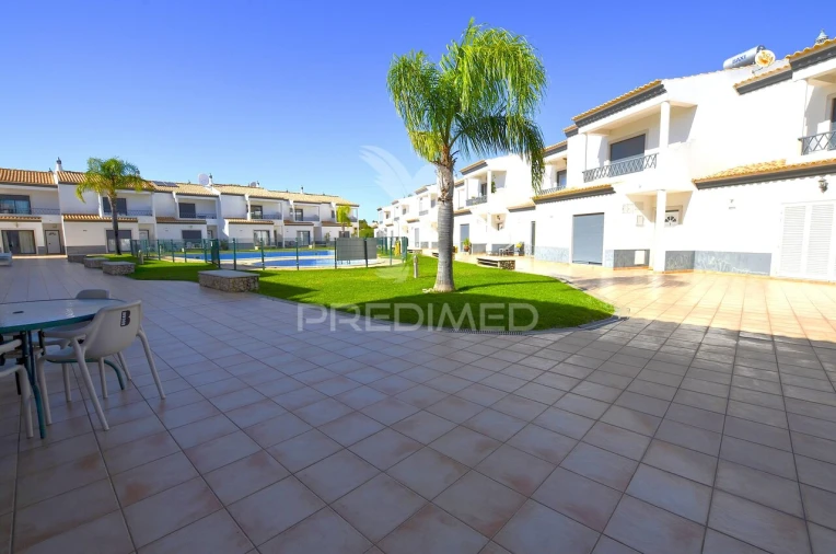 Moradia T3 para Venda em Albufeira e Olhos de Água Foto 2