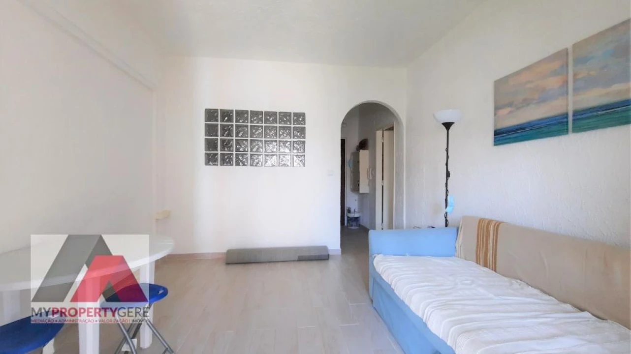 Apartamento T1 para Arrendamento em Silveira Foto 10