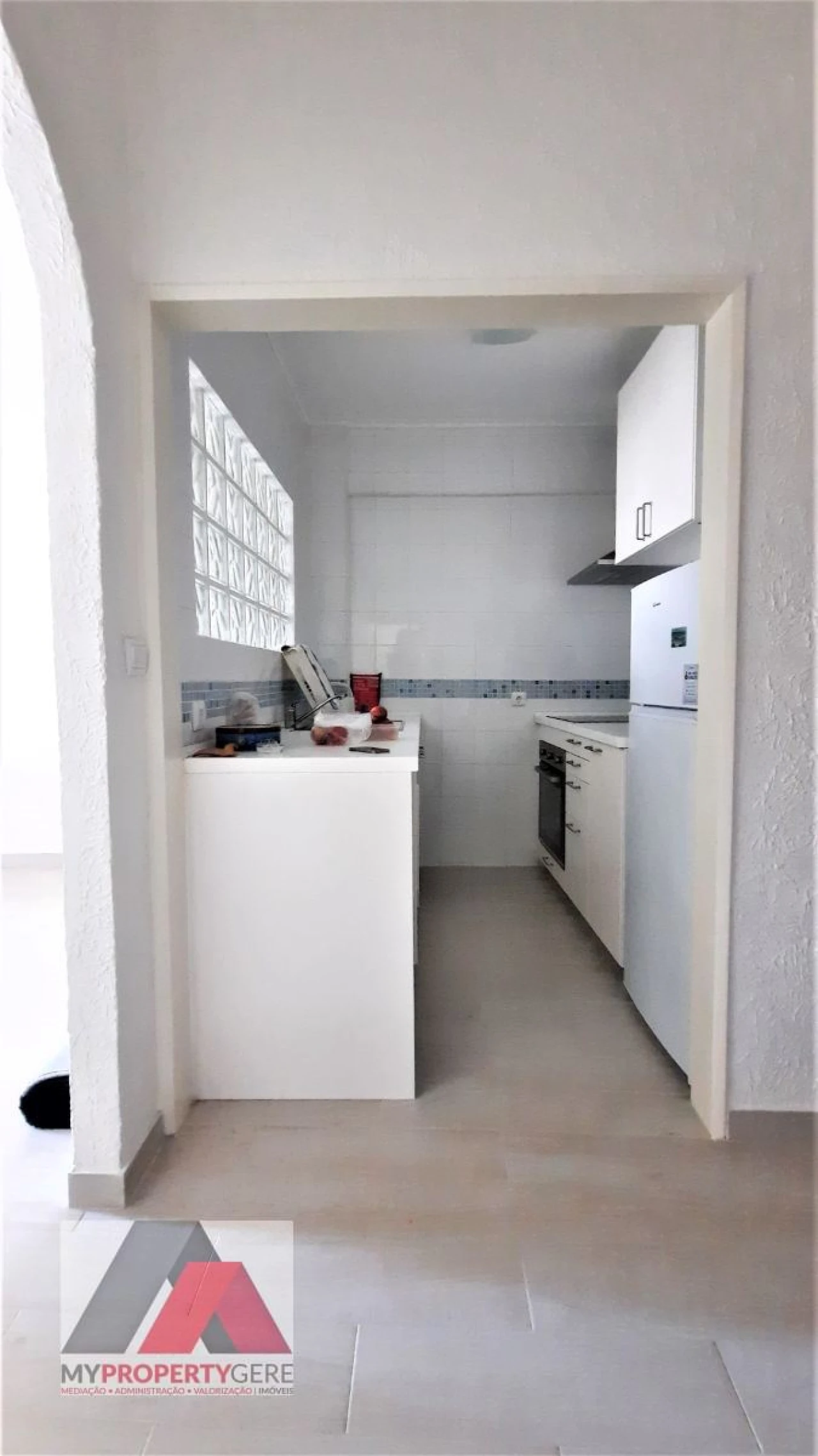 Apartamento T1 para Arrendamento em Silveira Foto 18