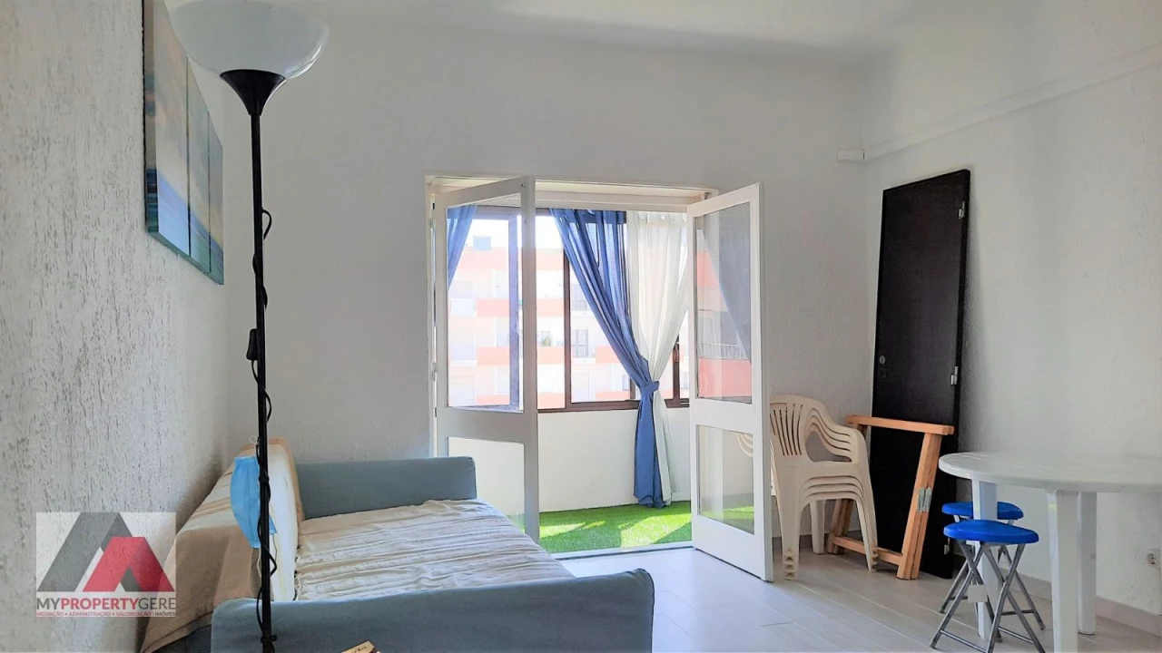 Apartamento T1 para Arrendamento em Silveira Foto 20