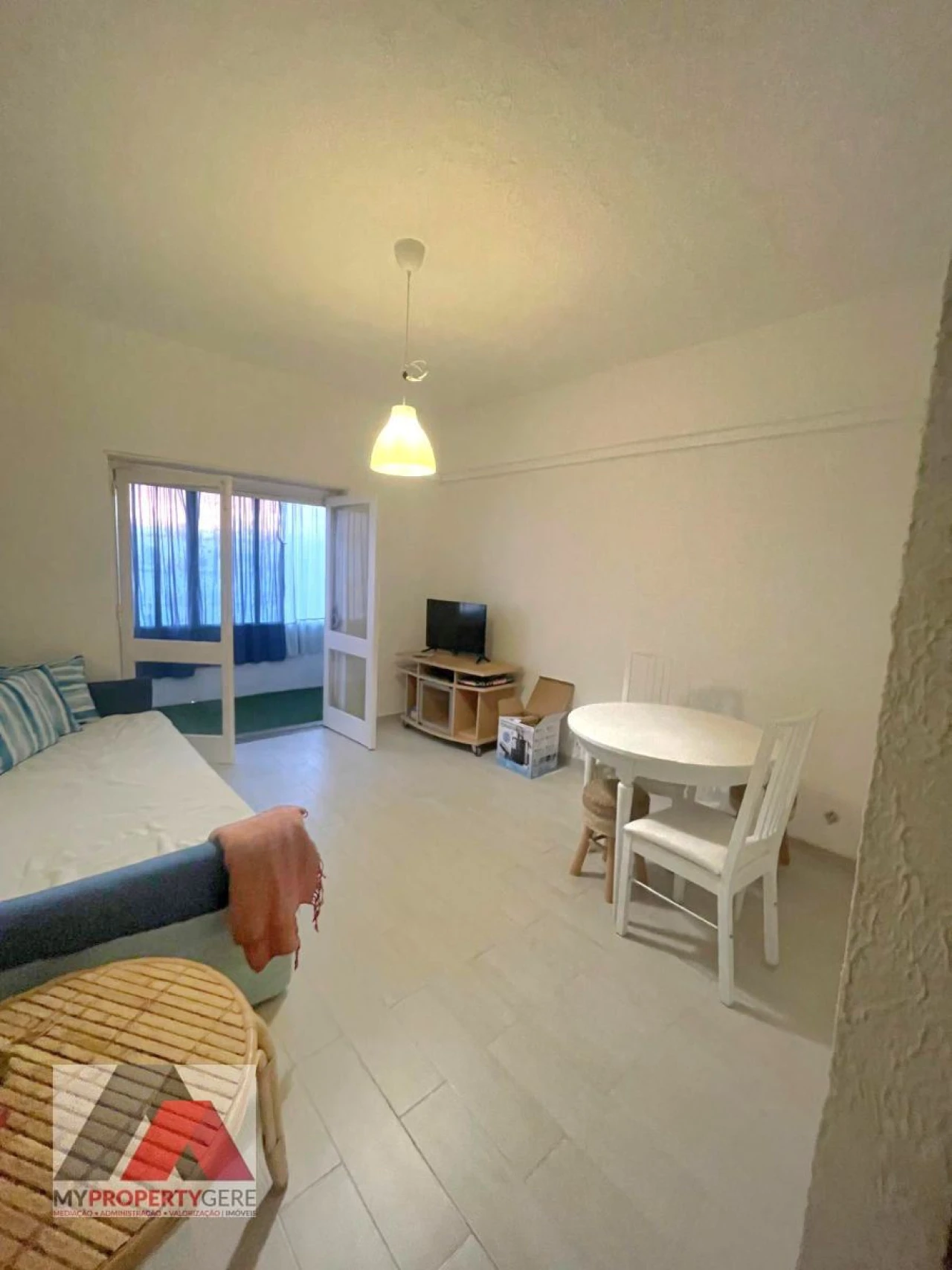 Apartamento T1 para Arrendamento em Silveira Foto 24
