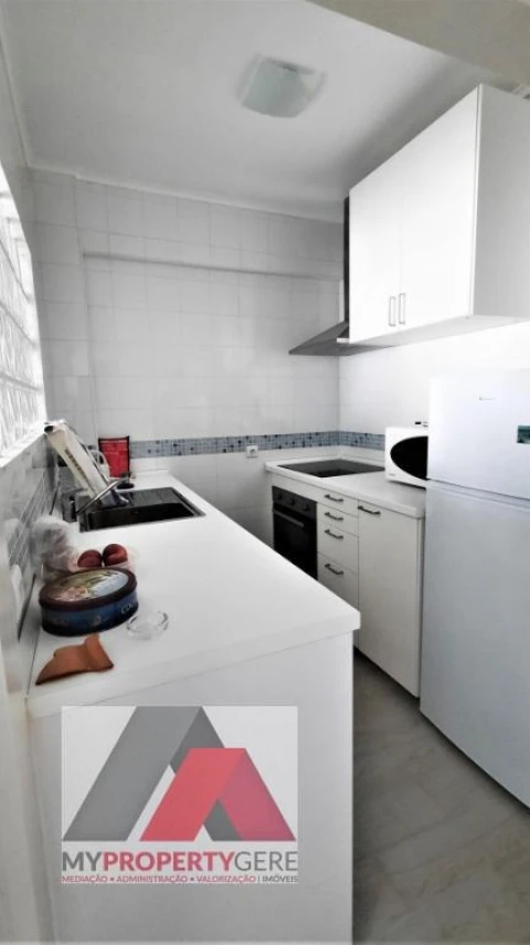Apartamento T1 para Arrendamento em Silveira