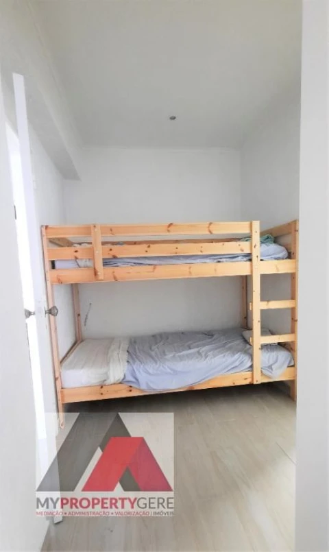 Apartamento T1 para Arrendamento em Silveira