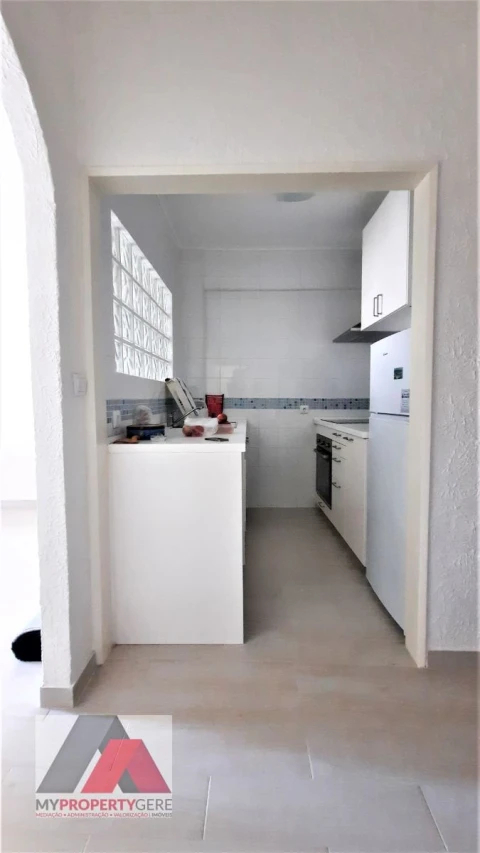 Apartamento T1 para Arrendamento em Silveira