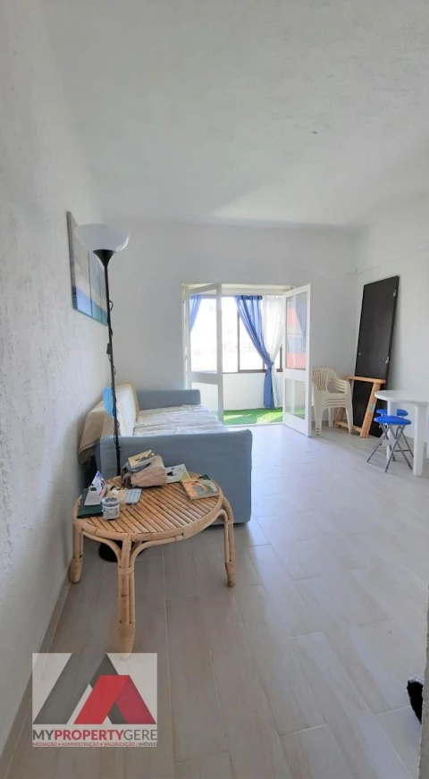 Apartamento T1 para Arrendamento em Silveira