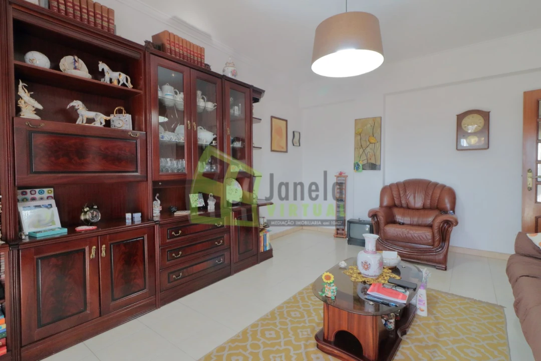 Apartamento T2 para Venda em Seixal, Arrentela e Aldeia de Paio Pires Foto 6