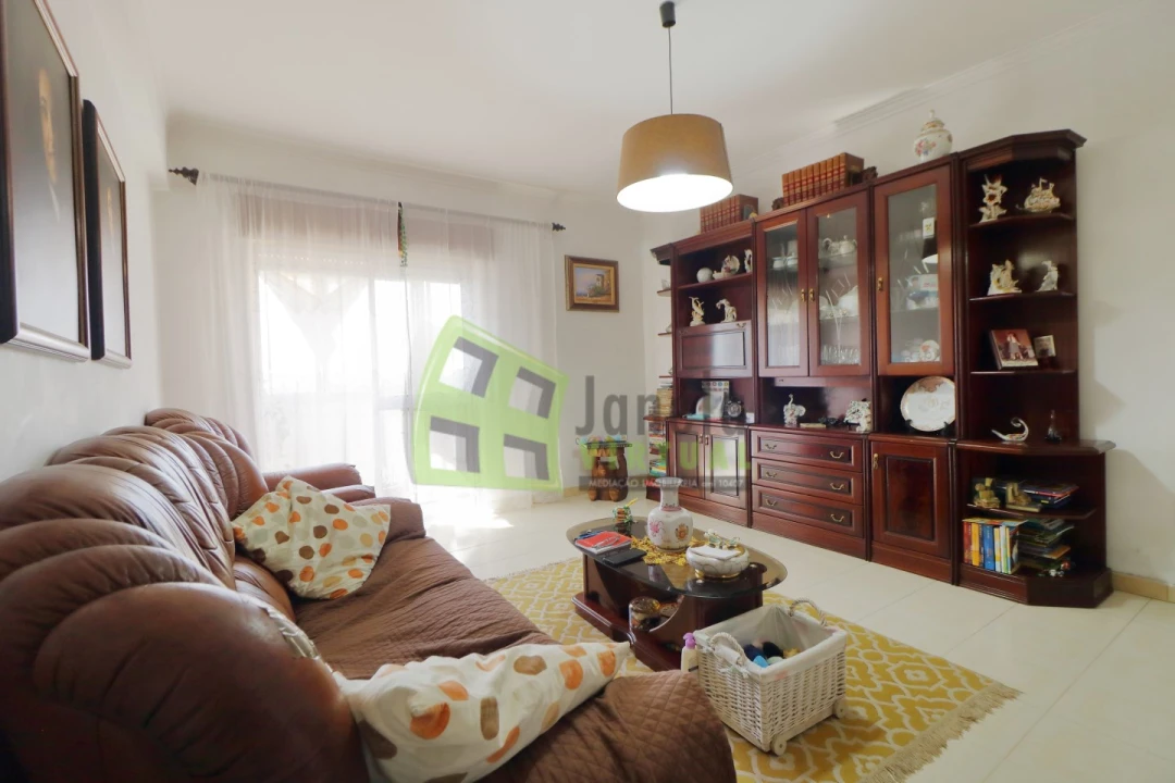 Apartamento T2 para Venda em Seixal, Arrentela e Aldeia de Paio Pires Foto 8