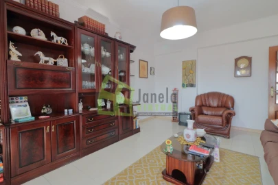 Apartamento T2 para Venda em Seixal, Arrentela e Aldeia de Paio Pires