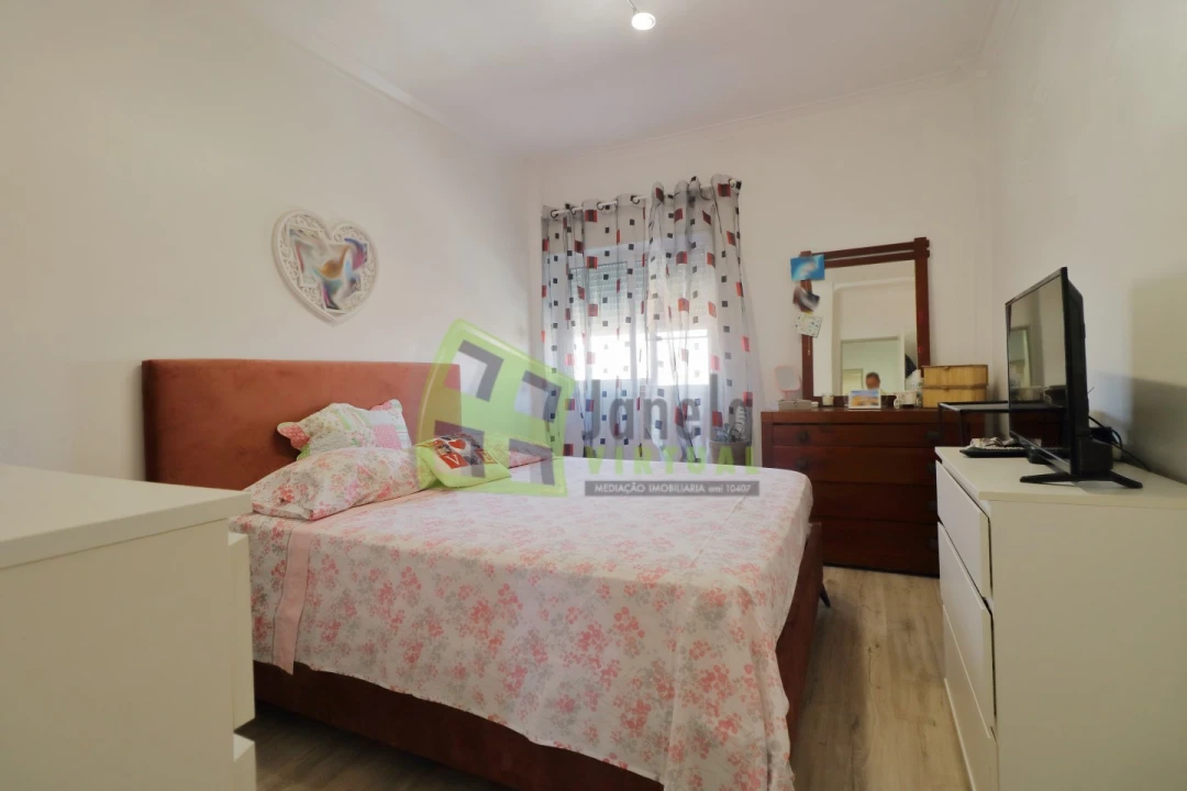 Apartamento T3 para Venda em Laranjeiro e Feijó Foto 9