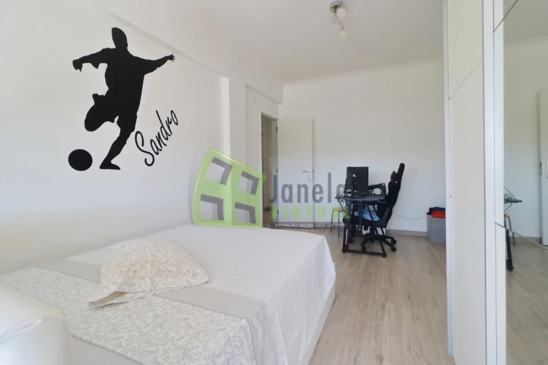 Apartamento T3 para Venda em Laranjeiro e Feijó Foto 18