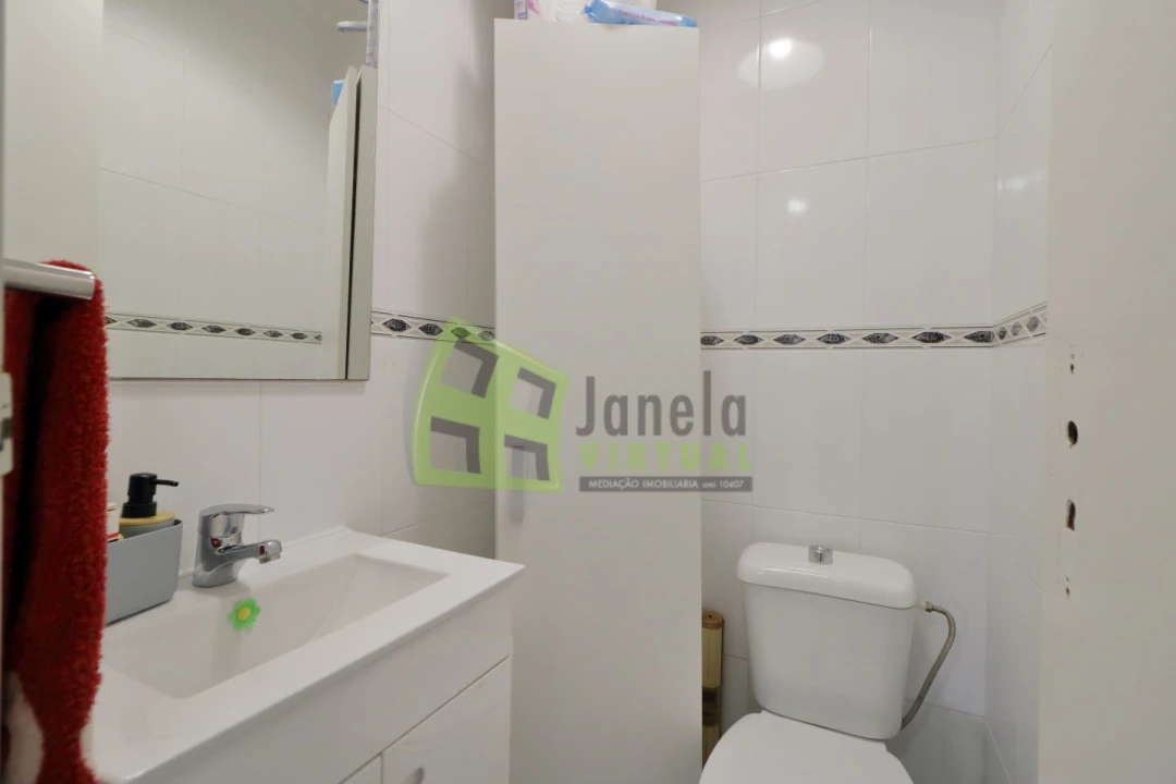 Apartamento T3 para Venda em Laranjeiro e Feijó Foto 22