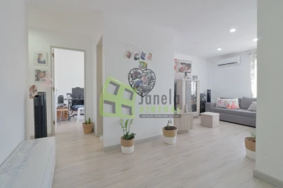 Apartamento T3 para Venda em Laranjeiro e Feijó