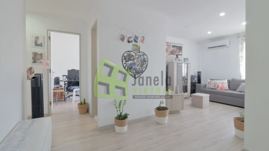 Apartamento T3 para Venda em Laranjeiro e Feijó