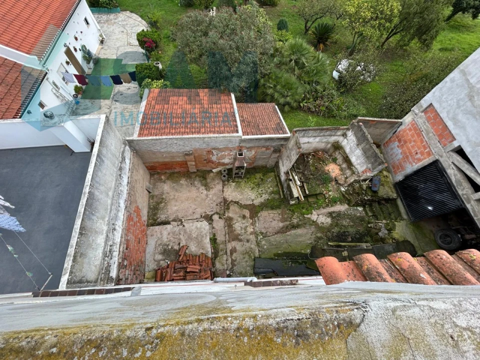 Moradia T4 para Venda em Campelos e Outeiro da Cabeça Foto 11