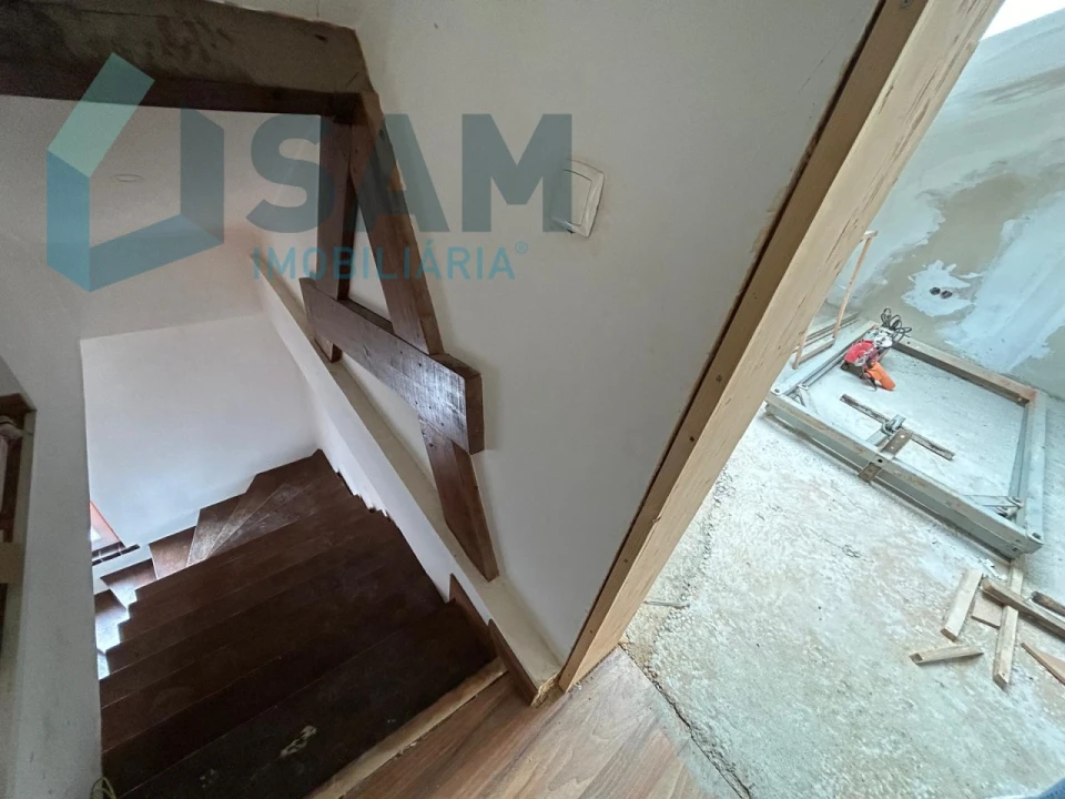 Moradia T4 para Venda em Campelos e Outeiro da Cabeça Foto 15