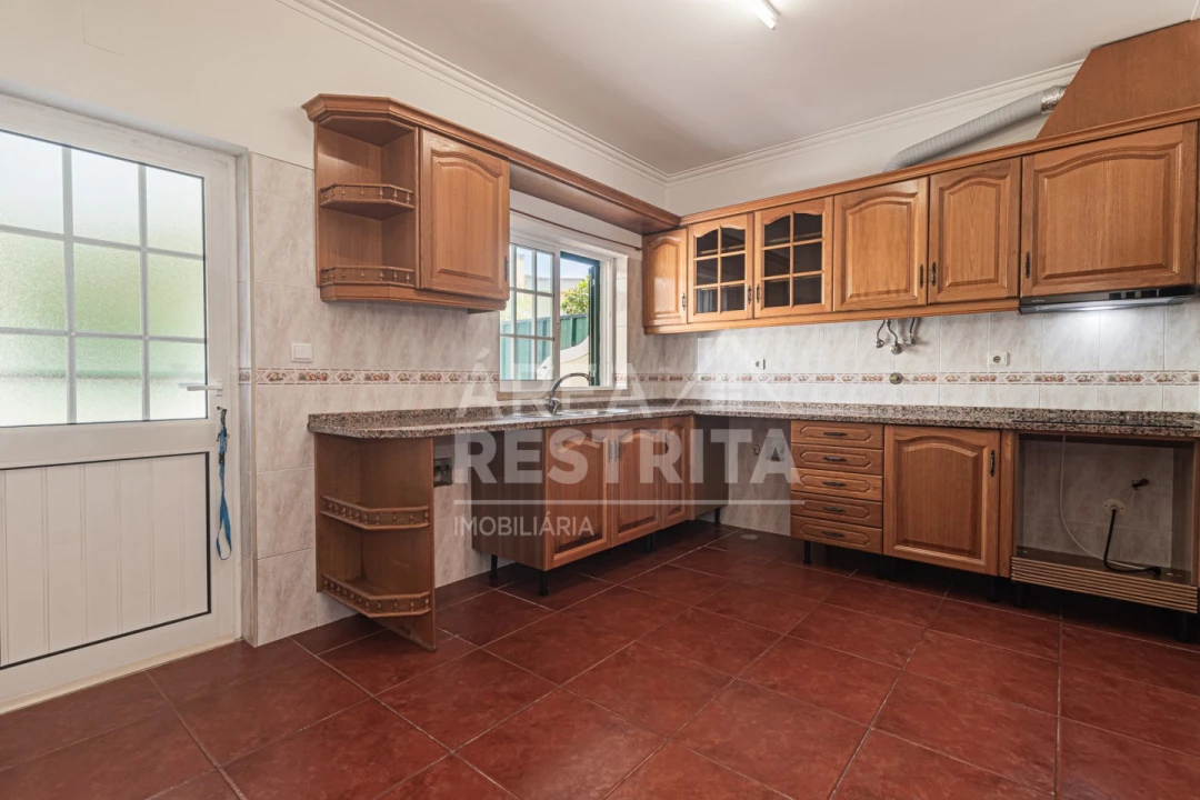 Moradia T3 para Venda em Quinta do Conde Foto 2