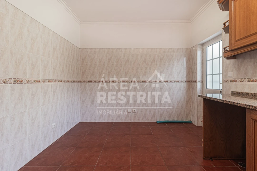 Moradia T3 para Venda em Quinta do Conde Foto 4
