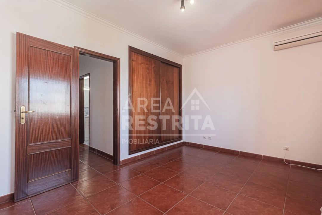 Moradia T3 para Venda em Quinta do Conde Foto 20