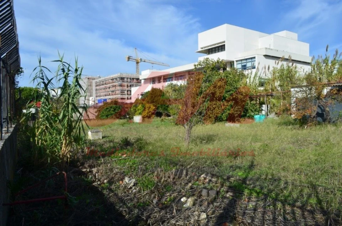 Terreno para Venda em Ajuda Foto 1