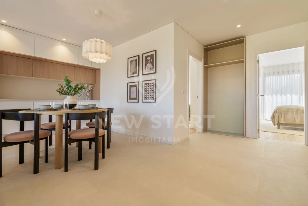 Apartamento T2 para Venda em Pechão Foto 9