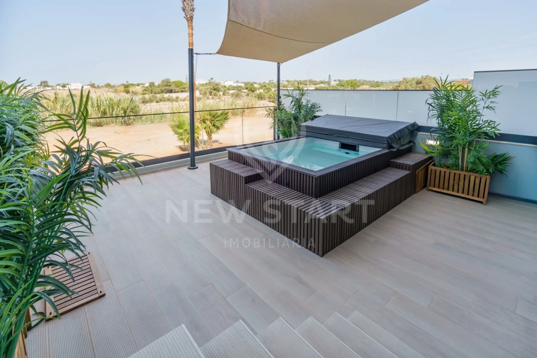 Apartamento T2 para Venda em Pechão Foto 13